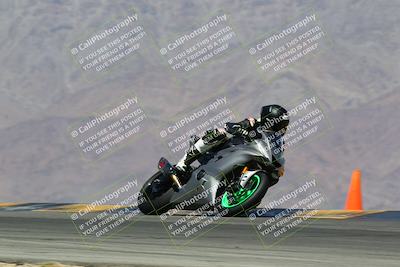 media/Apr-10-2022-SoCal Trackdays (Sun) [[f104b12566]]/Turn 9 (130pm)/